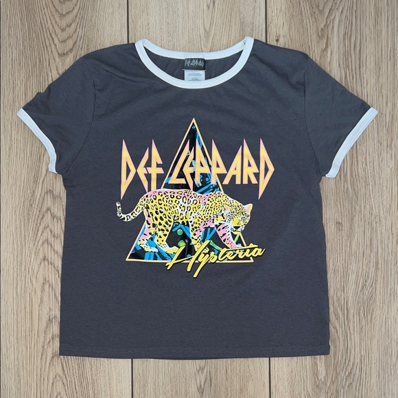 Bludgeon Riffola Tops - EUC - Def Leppard Charcoal T-Shirt